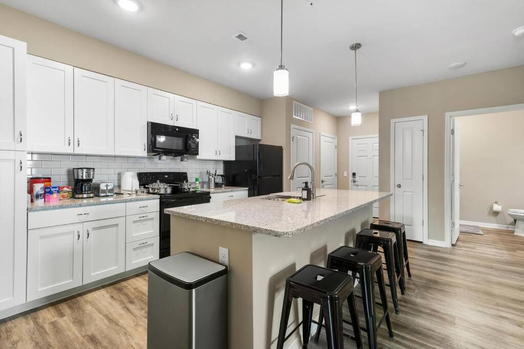 Elegant 2 Bed/2 Bath Apartment In Melbourne Fl Buitenkant foto