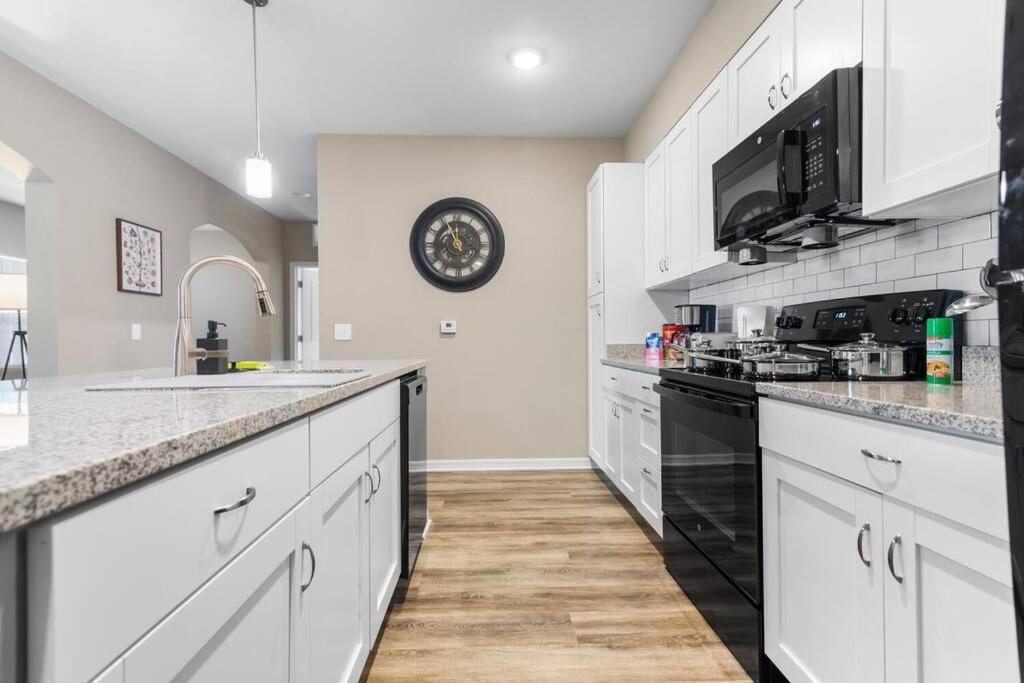 Elegant 2 Bed/2 Bath Apartment In Melbourne Fl Buitenkant foto