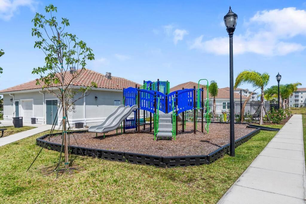 Elegant 2 Bed/2 Bath Apartment In Melbourne Fl Buitenkant foto